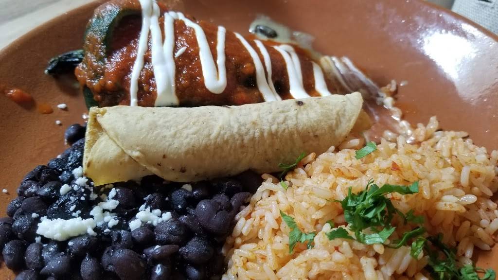 Flores | restaurant | 301 Corte Madera Town Center, Corte Madera, CA 94925, USA | 4155005145 OR +1 415-500-5145