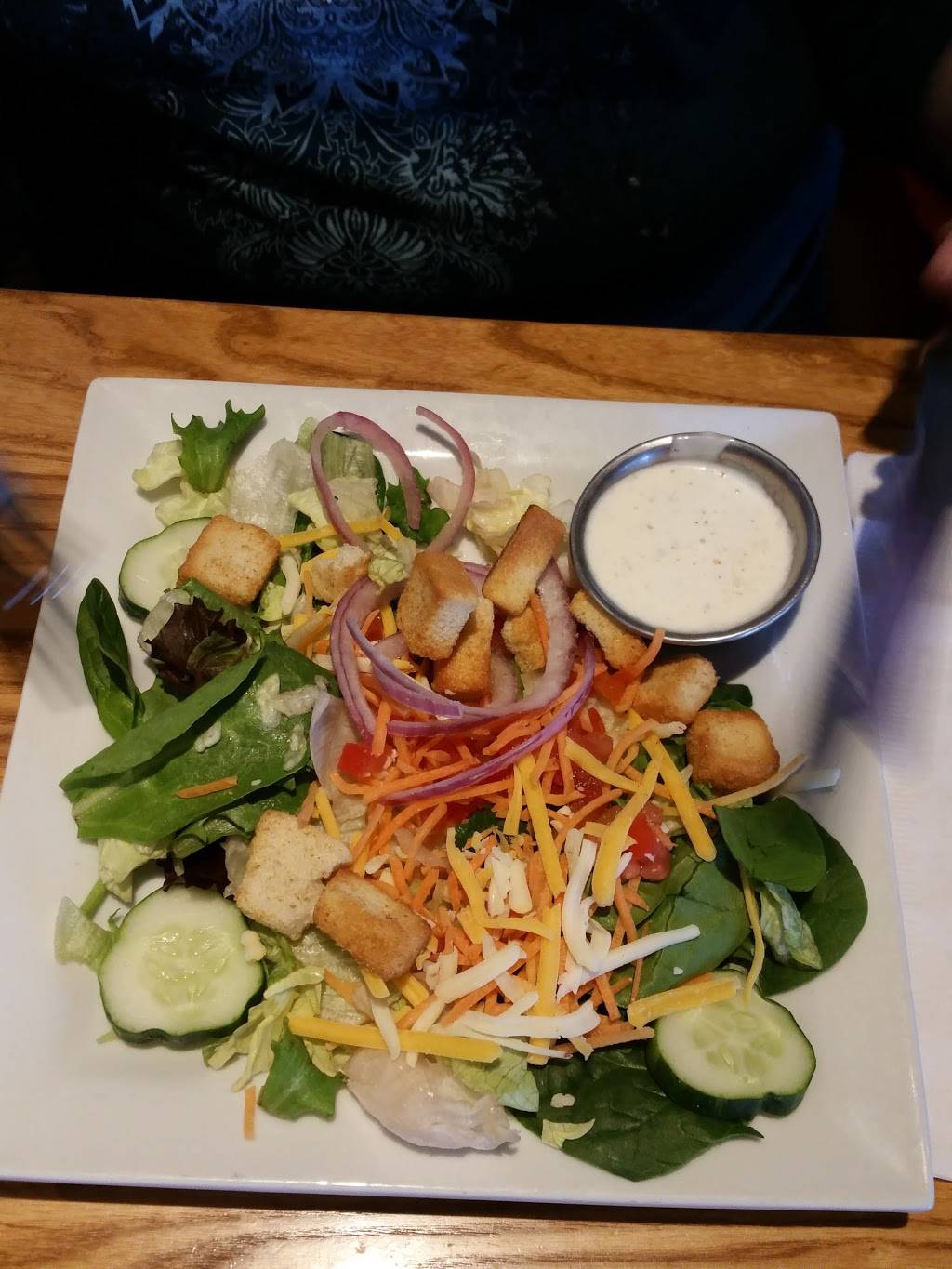 Chilis Grill & Bar | meal takeaway | 2845 Gulf Fwy S, League City, TX 77573, USA | 2815340801 OR +1 281-534-0801