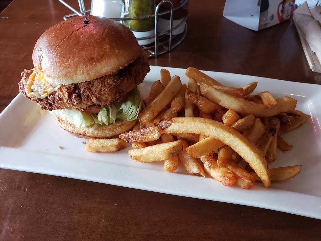 Gabbys | restaurant | 2899 Bloor St W, Etobicoke, ON M8X 1B3, Canada | 4162342899 OR +1 416-234-2899