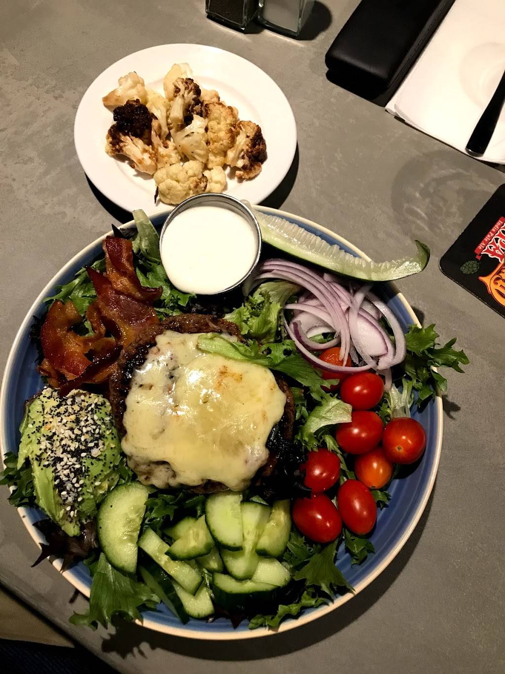 The Fix Burger Bar | restaurant | 139 Lakeside Ave, Marlborough, MA 01752, USA | 5085731819 OR +1 508-573-1819