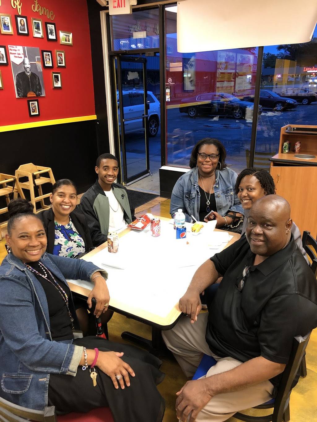 Slaw Dogz | restaurant | 35660 Harper Ave, Clinton Twp, MI 48035, USA | 5868463907 OR +1 586-846-3907