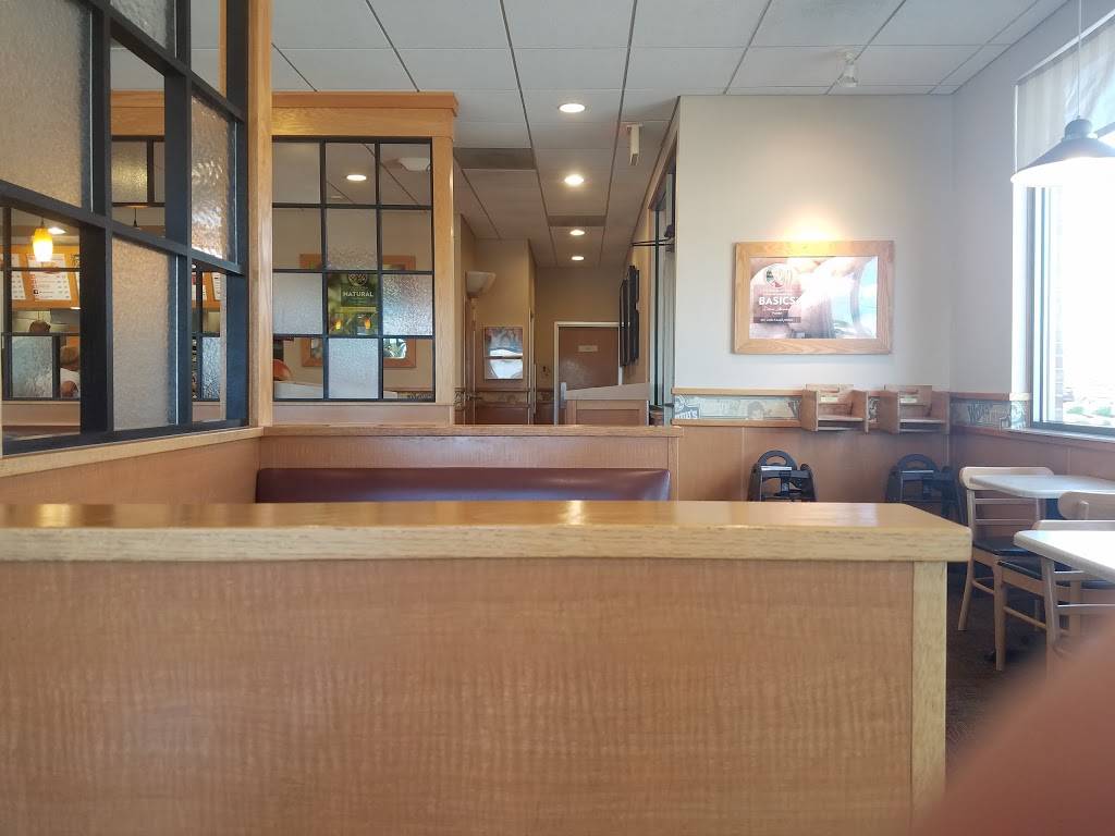 Wendys | restaurant | 3703 IN-32, Westfield, IN 46074, USA | 3178673574 OR +1 317-867-3574