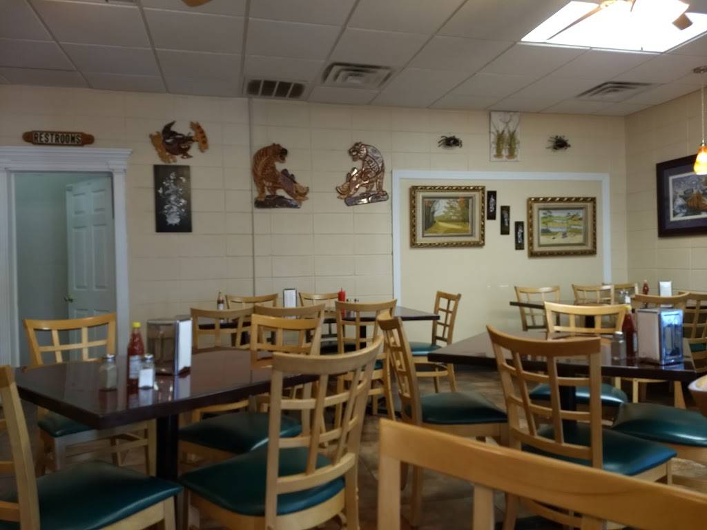 Mikes Po Boys | meal takeaway | 1006 E Worthey St, Gonzales, LA 70737, USA | 2256474746 OR +1 225-647-4746