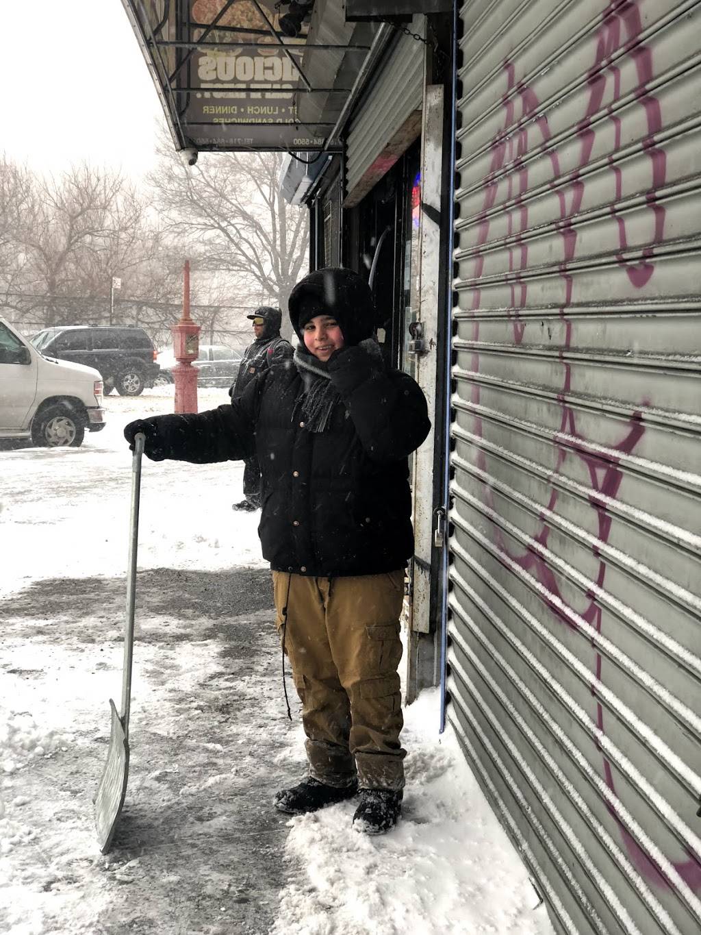 New Young Hong Kitchen | restaurant | 2800 Bailey Ave #271, Bronx, NY 10463, USA | 7185490030 OR +1 718-549-0030