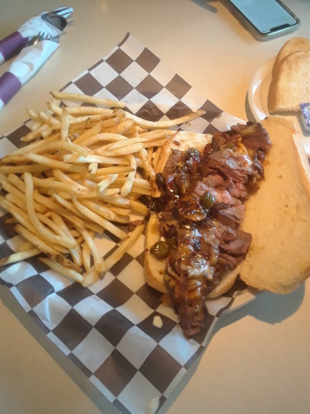 Airway Cafe | restaurant | 1893 Newcomb St #12, Porterville, CA 93257, USA | 5597848208 OR +1 559-784-8208