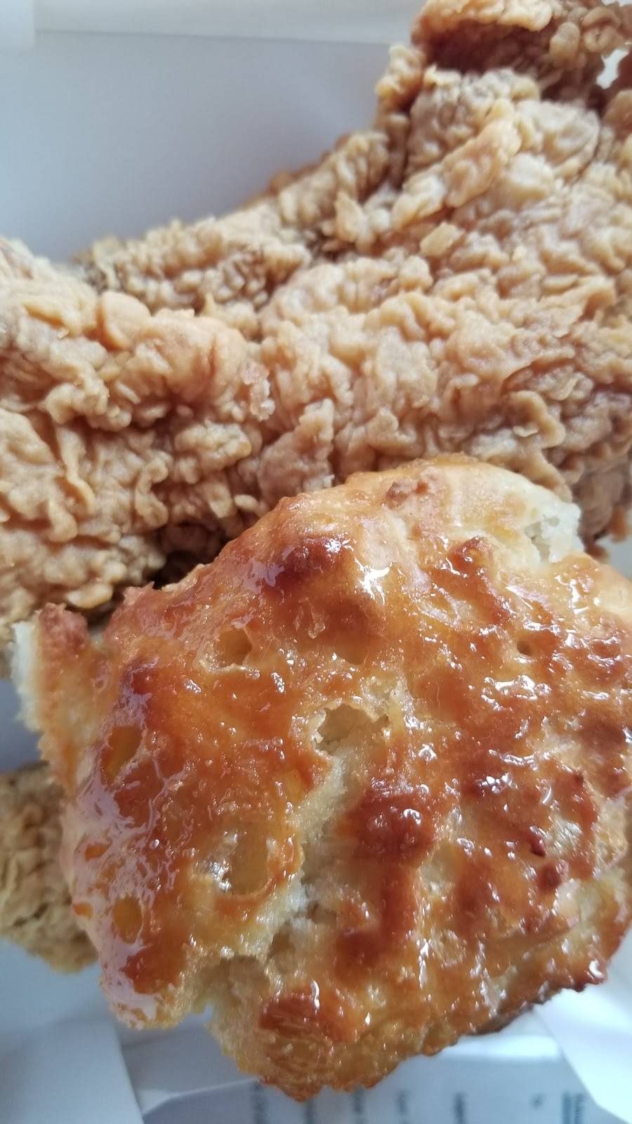 Churchs Chicken | restaurant | 210 White Horse Pike, Lawnside, NJ 08045, USA | 8565470429 OR +1 856-547-0429