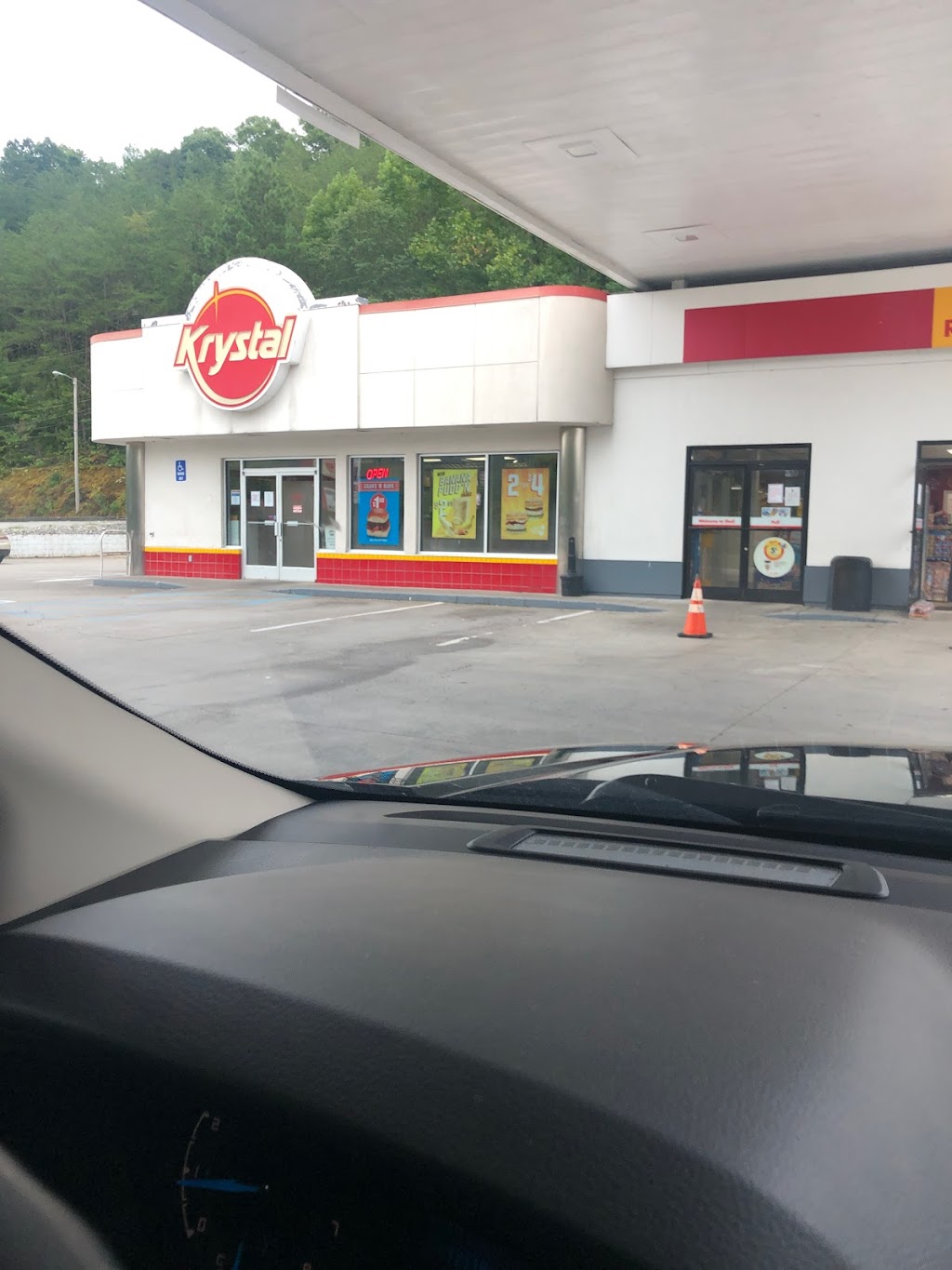 Shell | restaurant | 1811 S Roane St, Harriman, TN 37748, USA | 8658823390 OR +1 865-882-3390