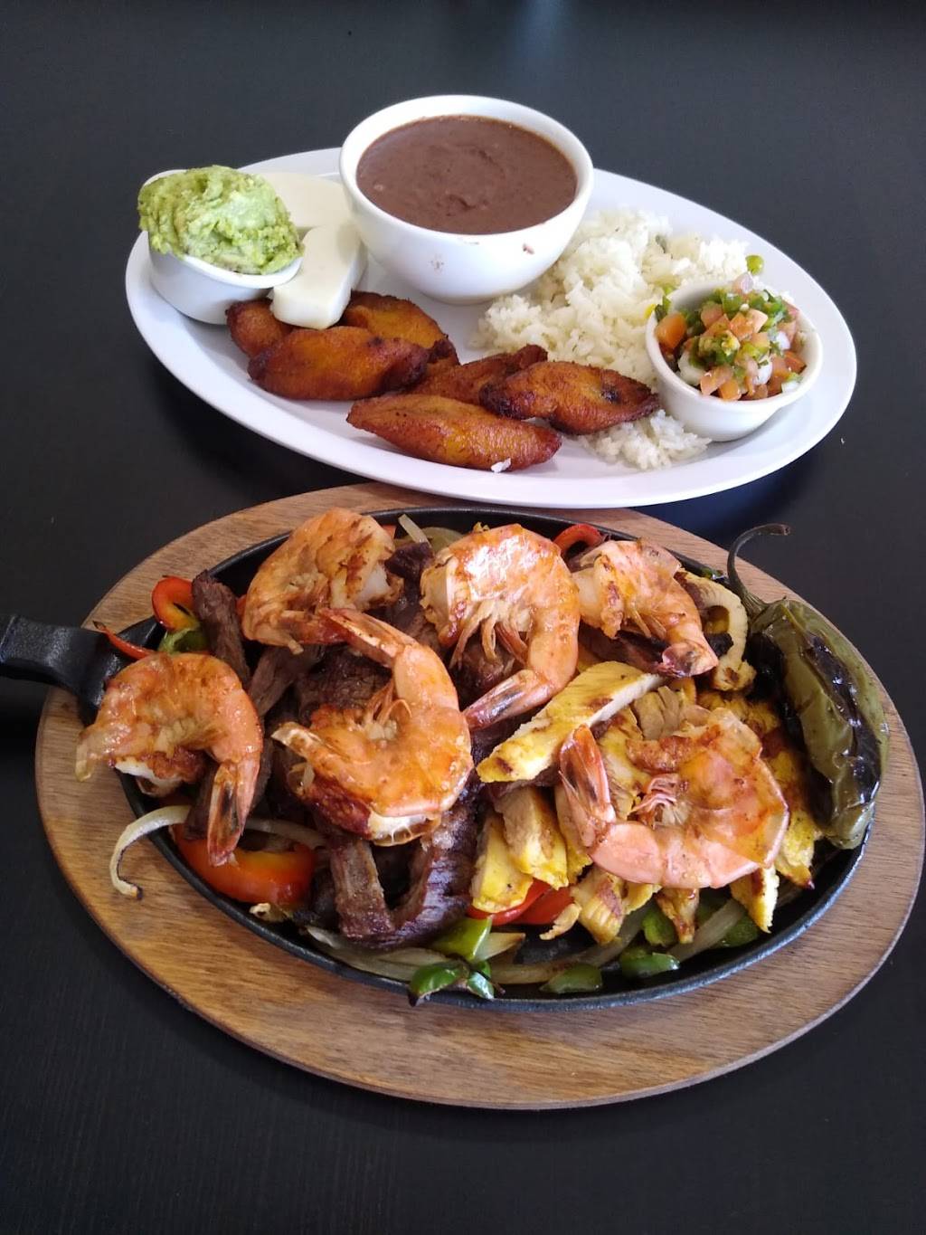 El Cuzcatlan | restaurant | 9395 Richmond Ave, Houston, TX 77063, USA | 7133602202 OR +1 713-360-2202
