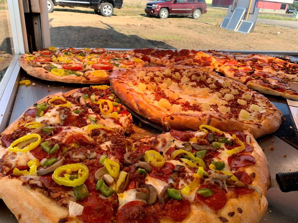 Plane Watch Food Park | restaurant | 1100 E Sternberg Rd, Norton Shores, MI 49444, USA | 2317994801 OR +1 231-799-4801