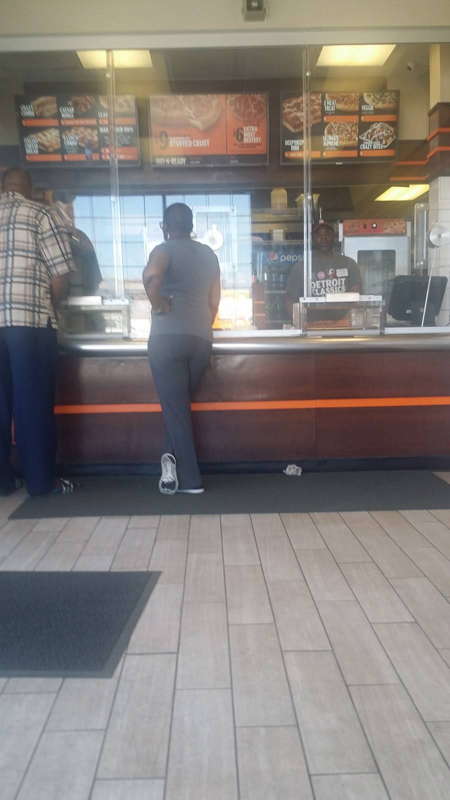 Little Caesars Pizza | meal takeaway | 19400 W 7 Mile Rd, Detroit, MI 48219, USA | 3133872400 OR +1 313-387-2400