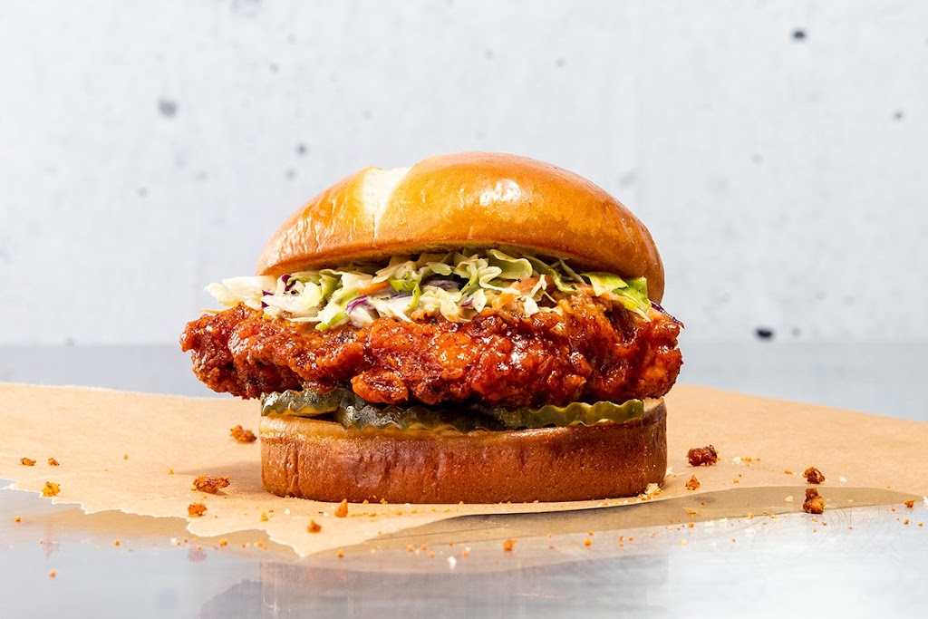 Slim Chickens | meal takeaway | 8006 Navarre Pkwy, Navarre, FL 32566, USA | 8502042780 OR +1 850-204-2780