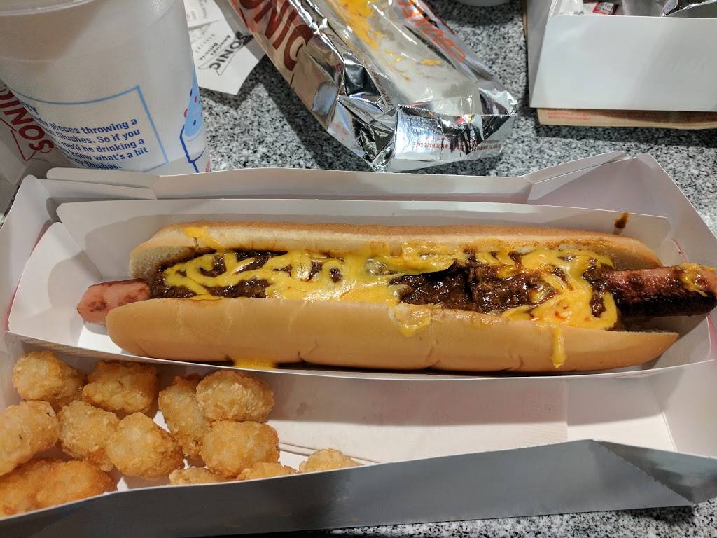 Sonic Drive-In | restaurant | 1151 E Dundee Rd, Palatine, IL 60074, USA | 8473592600 OR +1 847-359-2600