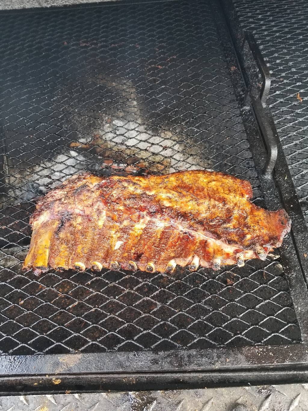 Famous Jays BBQ | restaurant | 2602, 5155 Haines Rd N, St. Petersburg, FL 33714, USA | 7274407779 OR +1 727-440-7779