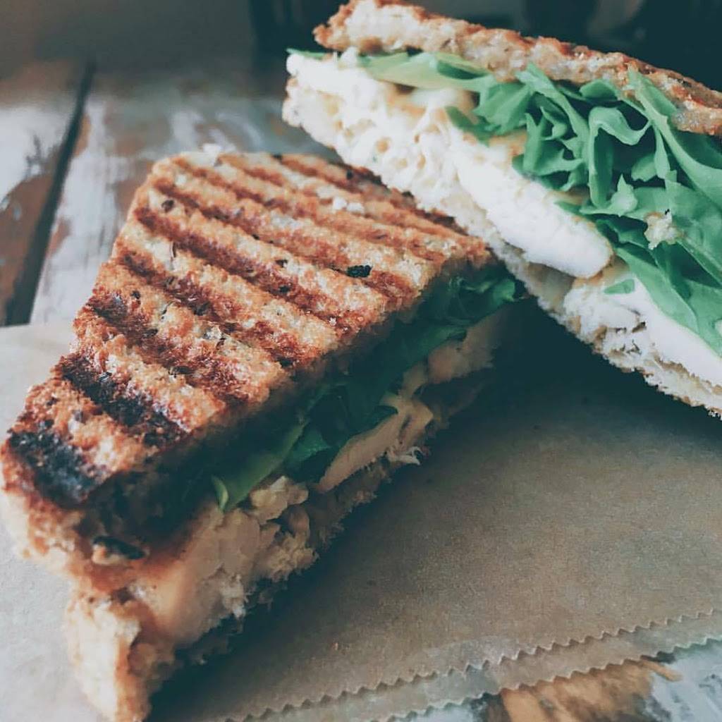 Pearls Kitchen | restaurant | 207 N Madison, Mt Pleasant, TX 75455, USA | 9032043884 OR +1 903-204-3884