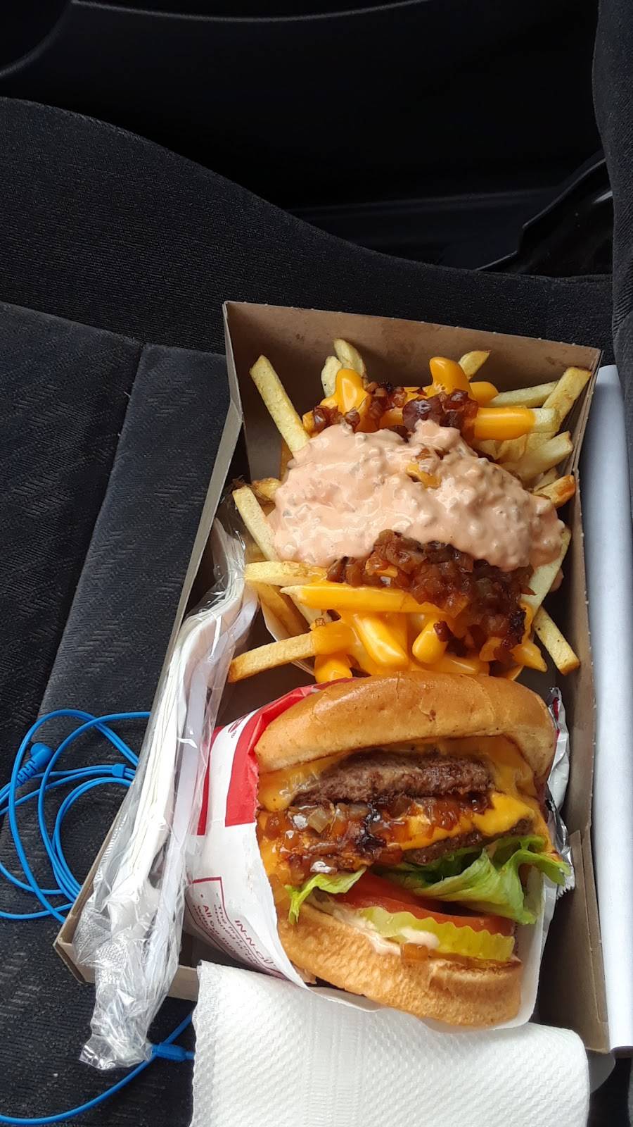 In-N-Out Burger | restaurant | 9070 Whittier Blvd, Pico Rivera, CA 90660, USA | 8007861000 OR +1 800-786-1000