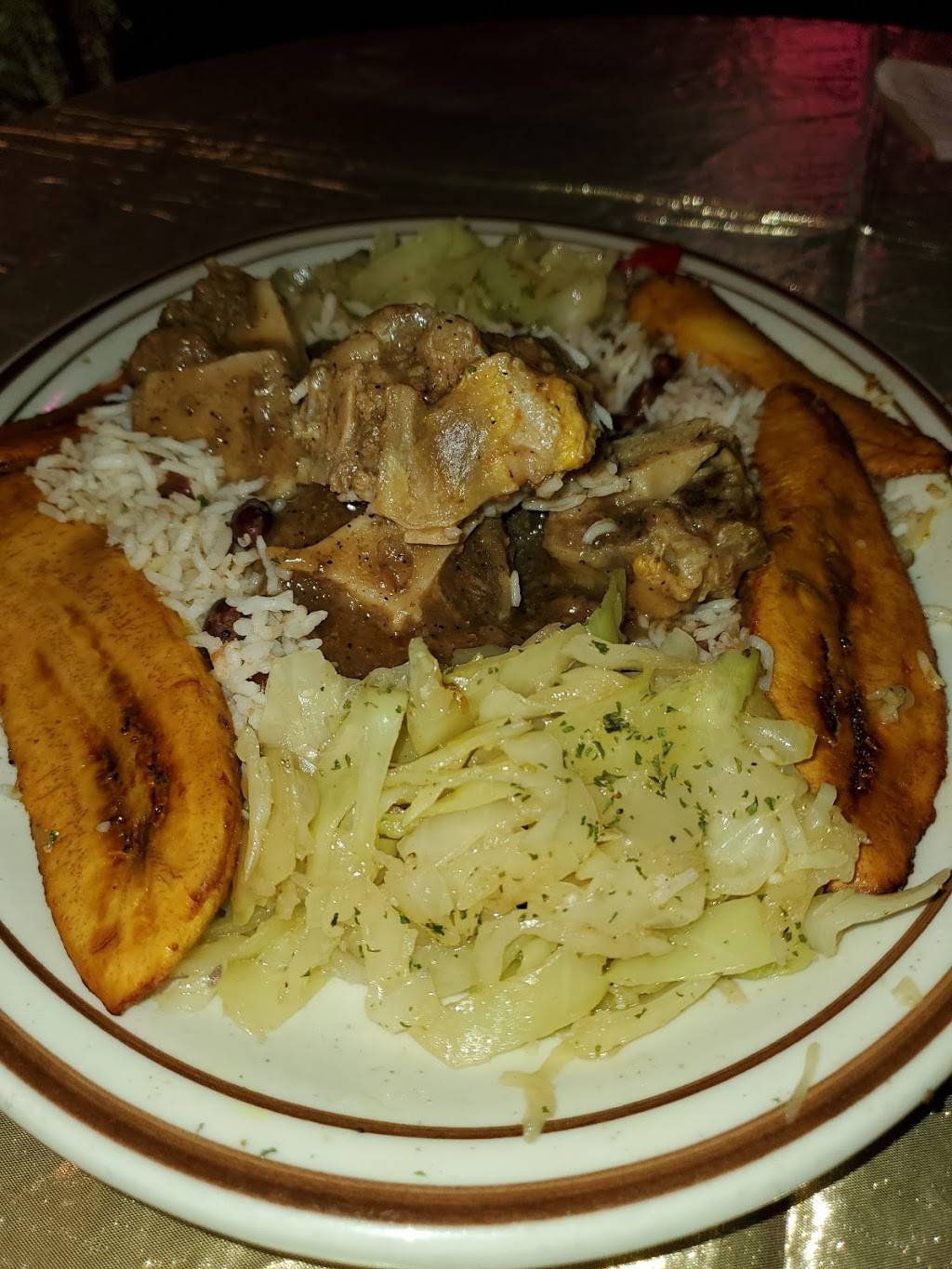 Ndolos Cuisine | restaurant | 123 N Clinton St, Baltimore, MD 21224, USA | 4438684666 OR +1 443-868-4666