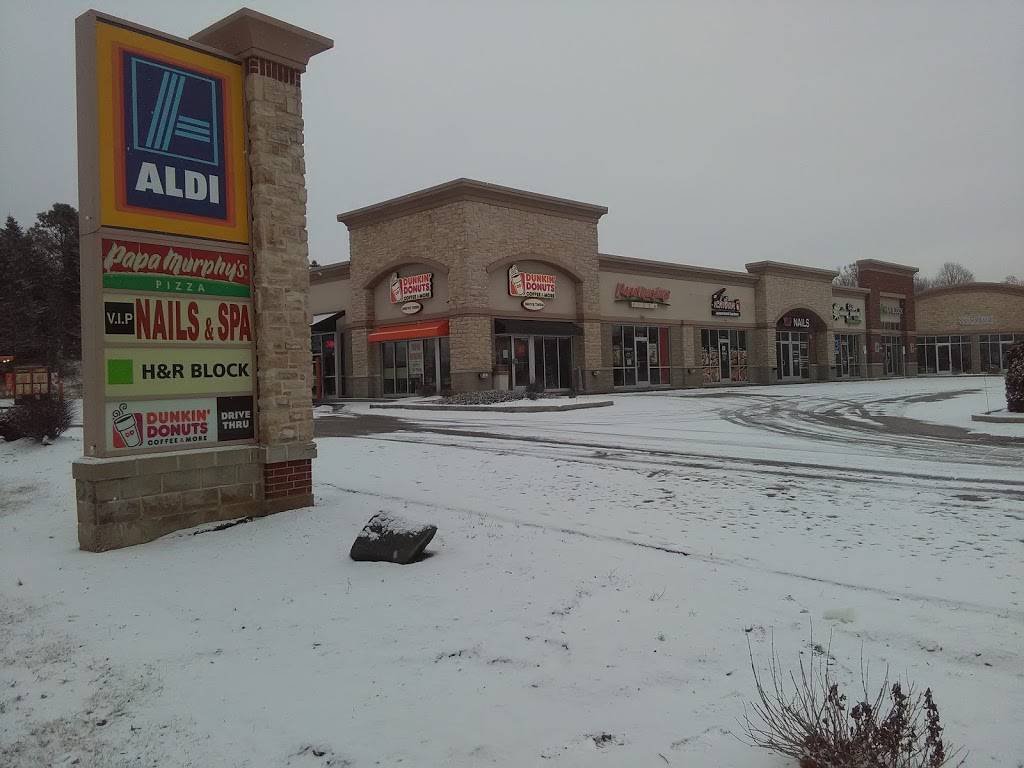 Dunkin | bakery | 1595 E Sumner St, Hartford, WI 53027, USA | 2627883088 OR +1 262-788-3088