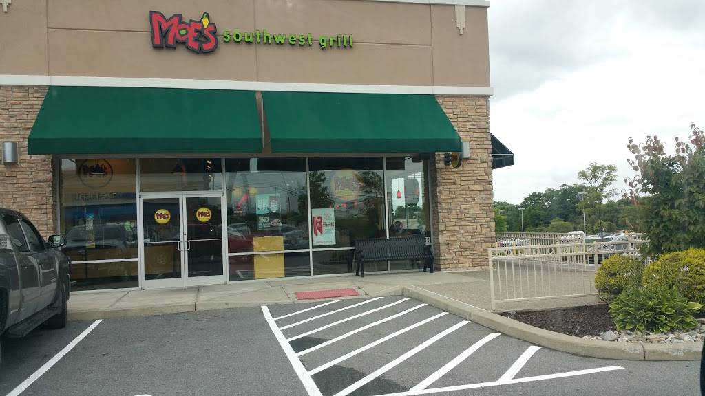 Moes Southwest Grill | restaurant | 4930 NY-30, Amsterdam, NY 12010, USA | 5186840101 OR +1 518-684-0101