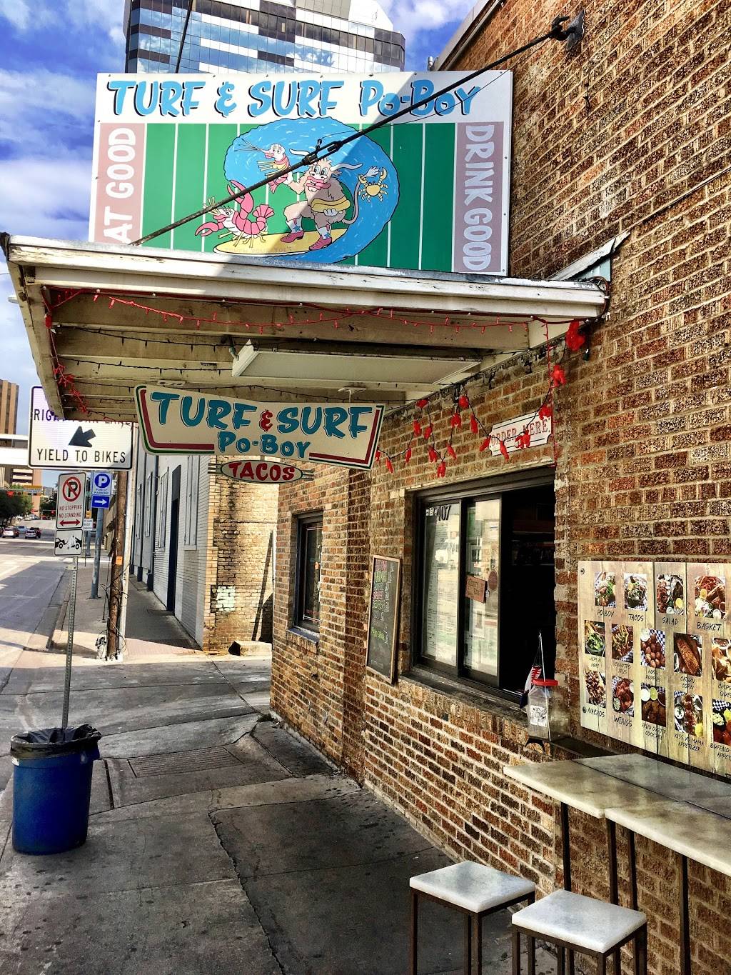 Turf N Surf Po Boy | restaurant | 407 Lavaca St, Austin, TX 78701, USA | 5122762763 OR +1 512-276-2763