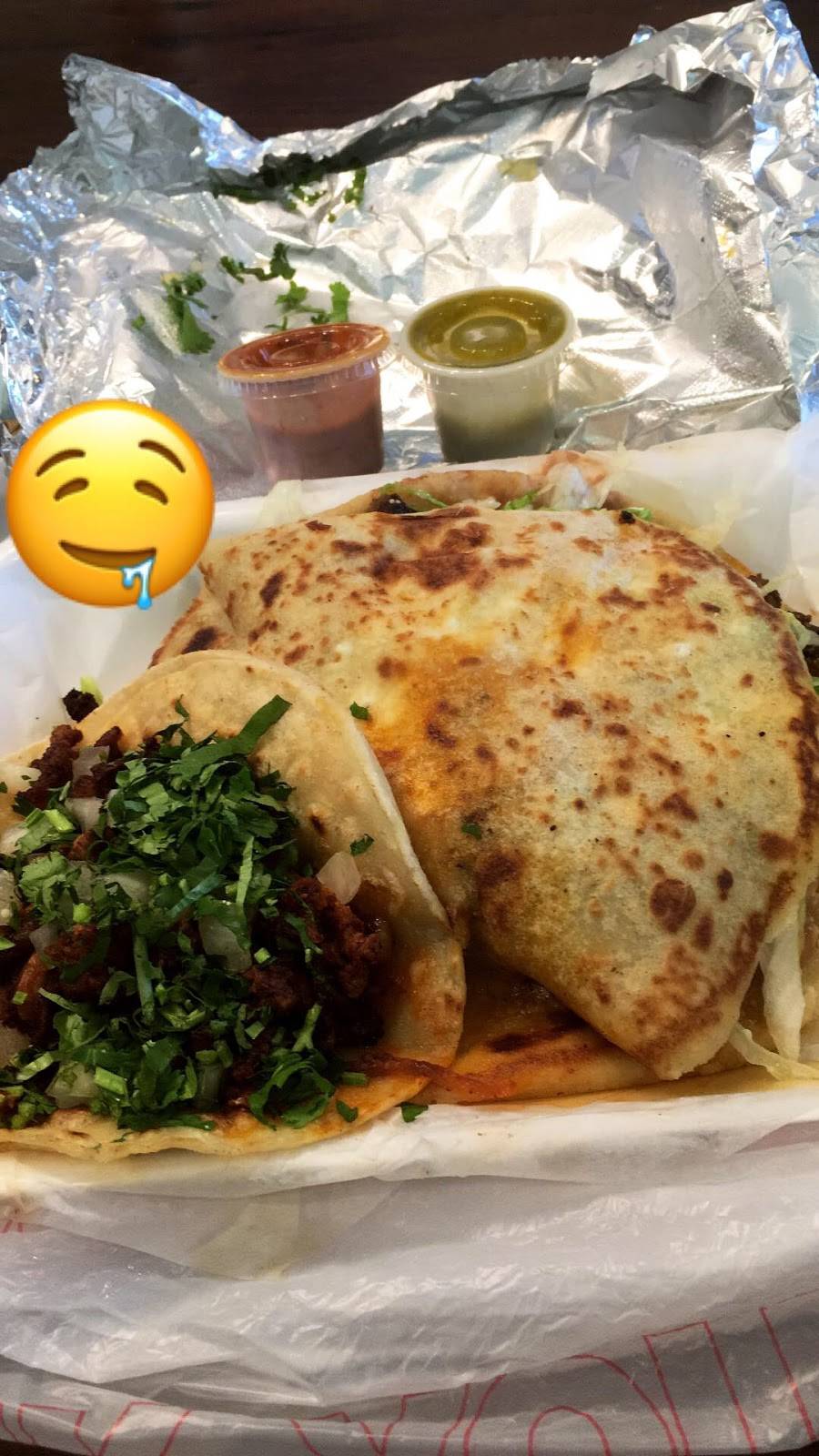 Taqueria Las Palmas | restaurant | 7216 TX-71, Austin, TX 78735, USA | 5126792090 OR +1 512-679-2090