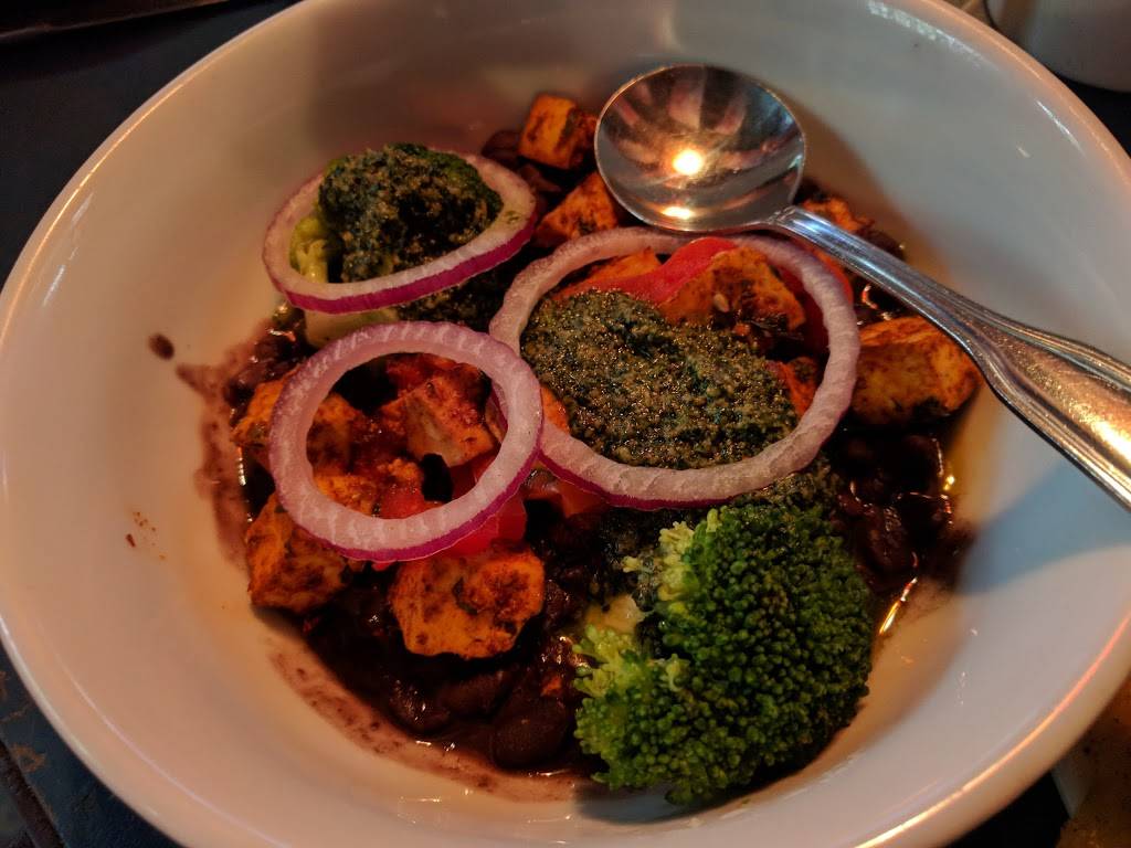 Rias Bluebird | restaurant | 421 Memorial Dr SE, Atlanta, GA 30312, USA | 4045213737 OR +1 404-521-3737