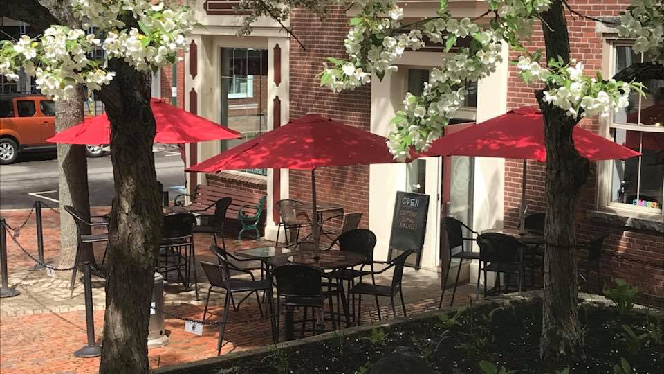 Two Gramps Brewing | restaurant | 266 Water St, Gardiner, ME 04345, USA | 2075920776 OR +1 207-592-0776