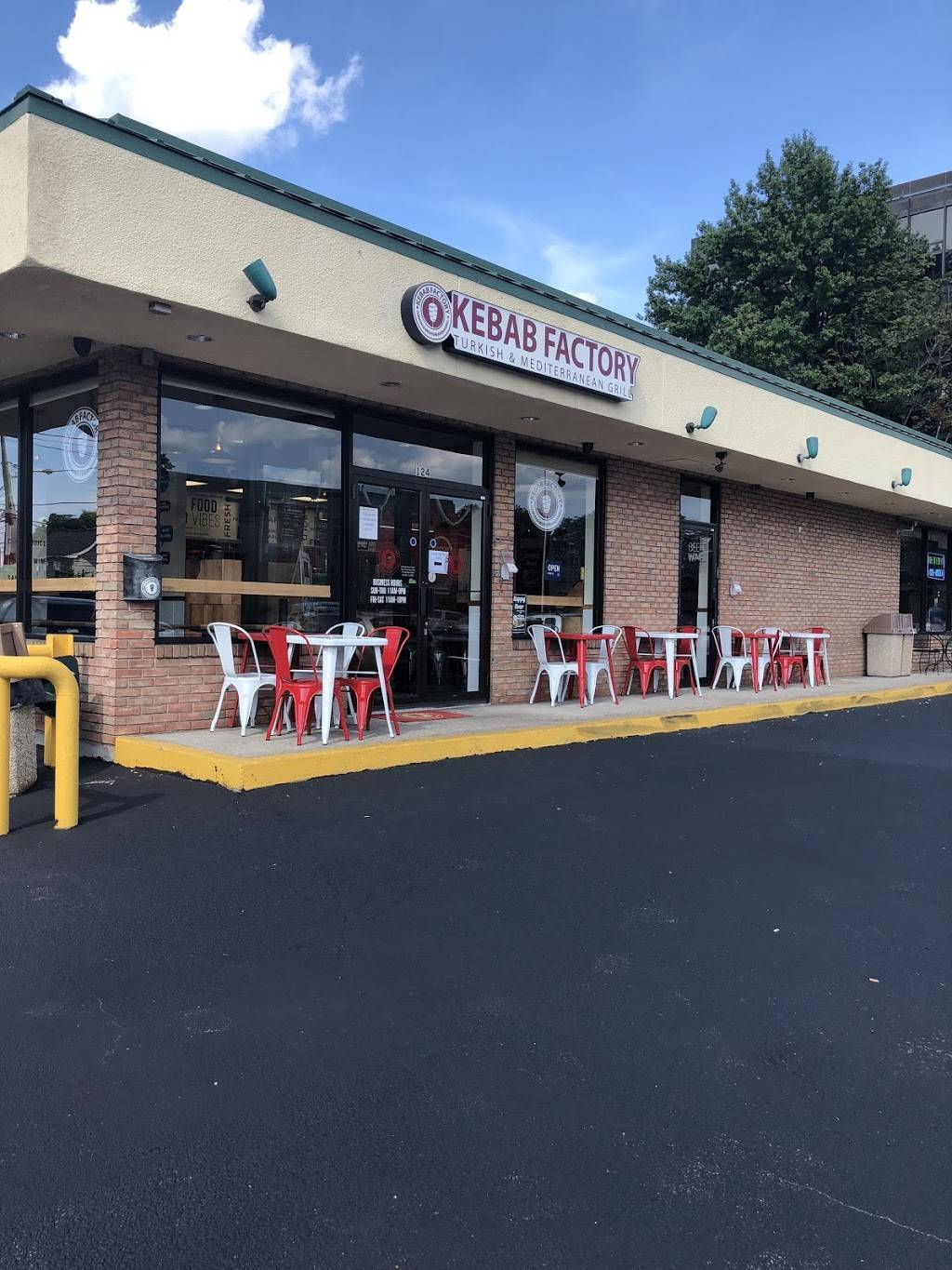 Kebab Factory | restaurant | 124 Old Country Road, Mineola, NY 11501, USA | 5163079600 OR +1 516-307-9600