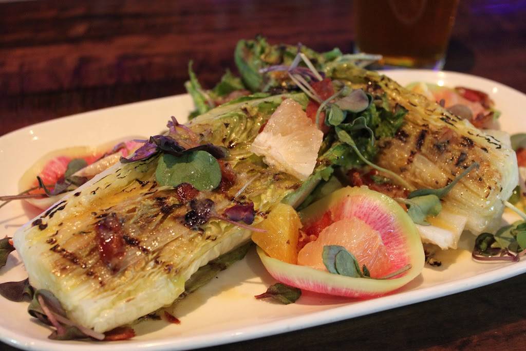 District Tavern | restaurant | 116 N 12th St, Tampa, FL 33602, USA | 8132523444 OR +1 813-252-3444