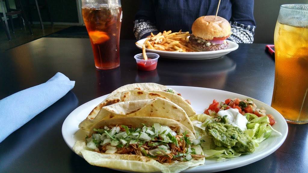 The Town Hall Grill | restaurant | 410 Market St, Chapel Hill, NC 27516, USA | 9199608696 OR +1 919-960-8696