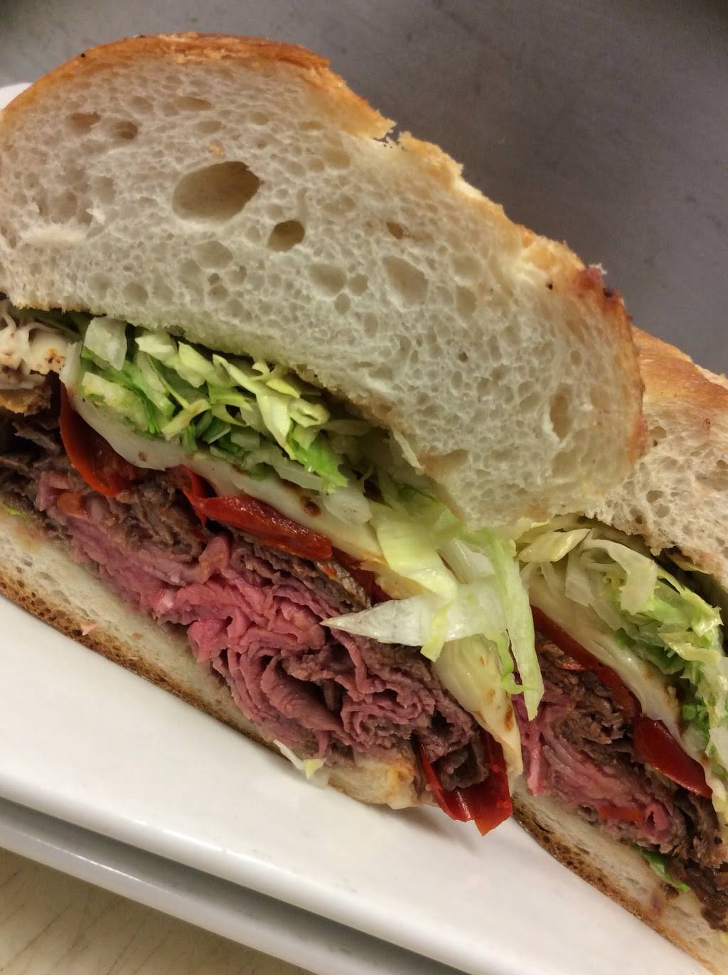 Legends On Broadway | restaurant | 646 S Broadway, Hicksville, NY 11801, USA | 5164330055 OR +1 516-433-0055