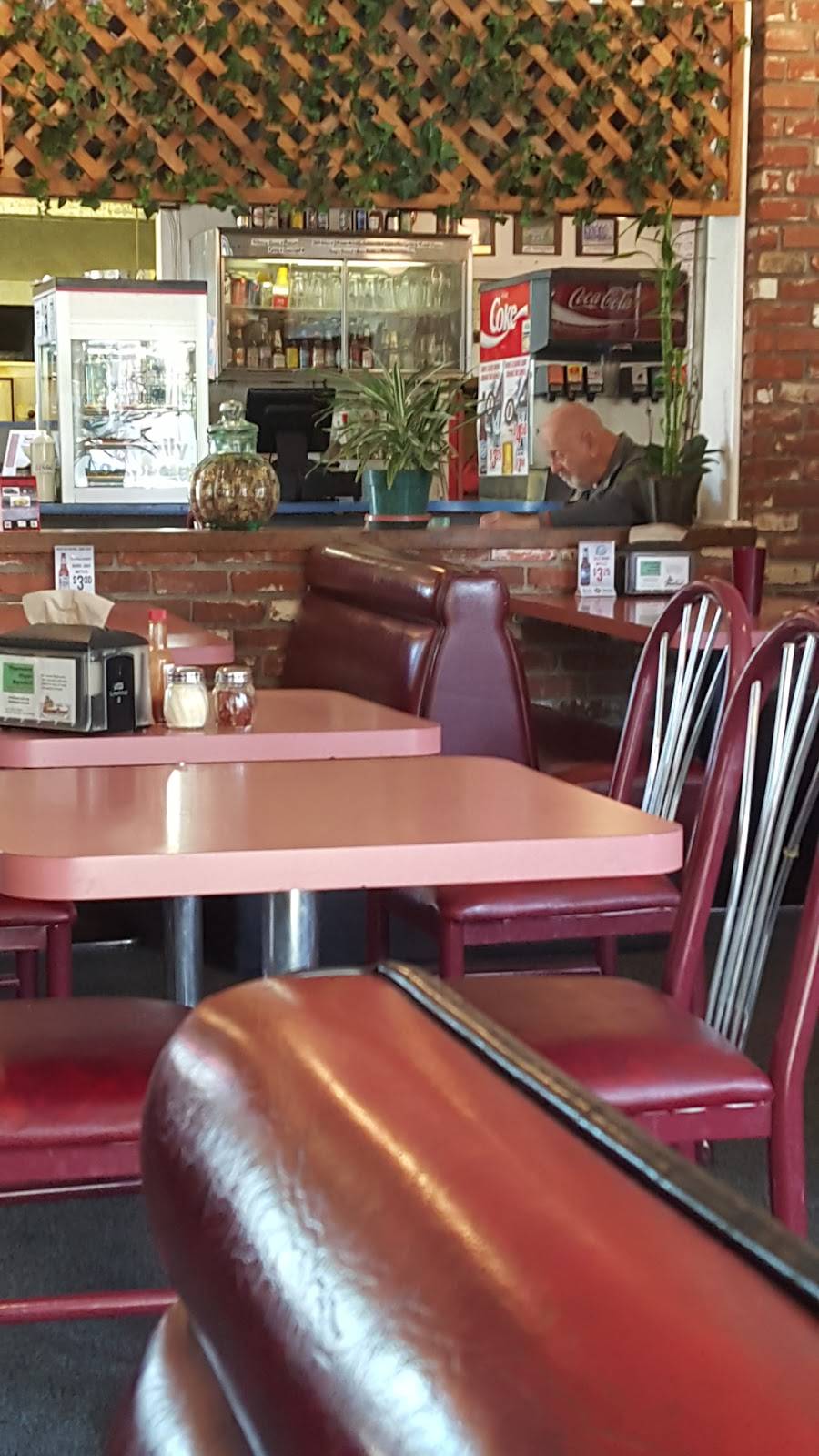 Upper Crust Pizza & Pasta | meal delivery | 2501 Soquel Dr, Santa Cruz, CA 95065, USA | 8314762333 OR +1 831-476-2333