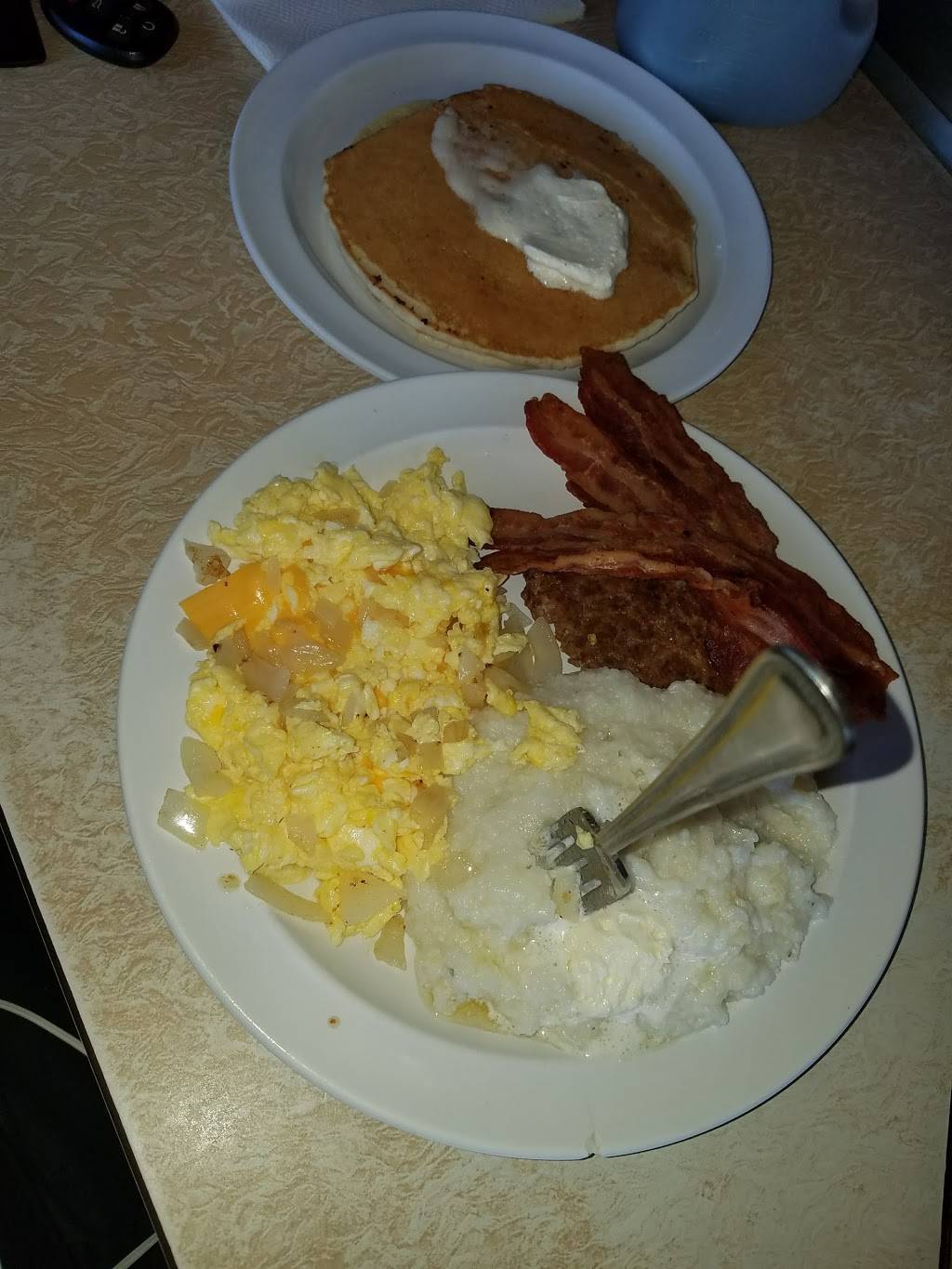 Nakas Broiler | restaurant | 1961 W El Segundo Blvd, Compton, CA 90222, USA | 3235665450 OR +1 323-566-5450