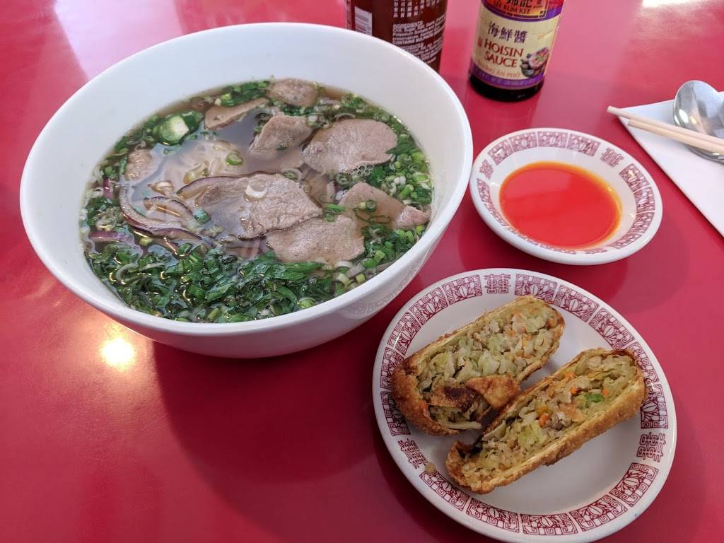 China Wok | restaurant | 2702 Godfrey Rd, Godfrey, IL 62035, USA | 6184668050 OR +1 618-466-8050