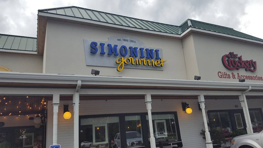 Simonini Gourmet | restaurant | 226 W Cleveland Rd, Granger, IN 46530, USA | 5748553147 OR +1 574-855-3147
