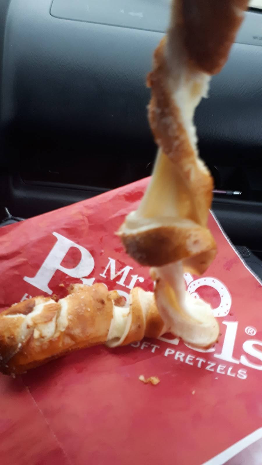 Mr.Pretzels | restaurant | 500 King St N, Waterloo, ON N2J 4C6, Canada | 5198842767 OR +1 519-884-2767