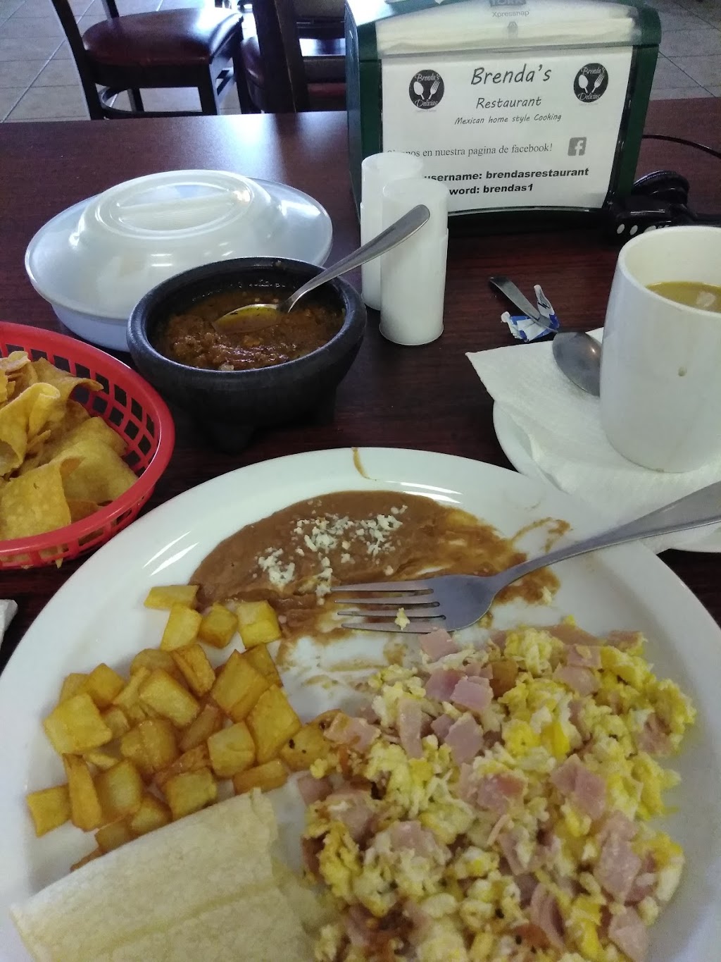 Brendas Restaurant | restaurant | 12520 Mines Rd, Laredo, TX 78045, USA | 9567297319 OR +1 956-729-7319