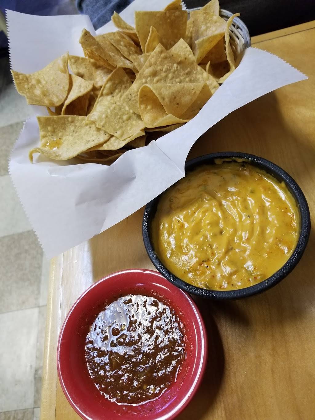 Papa Nachos Mexican Food | restaurant | 7648 Louisiana Blvd NE, Albuquerque, NM 87109, USA | 5058214900 OR +1 505-821-4900