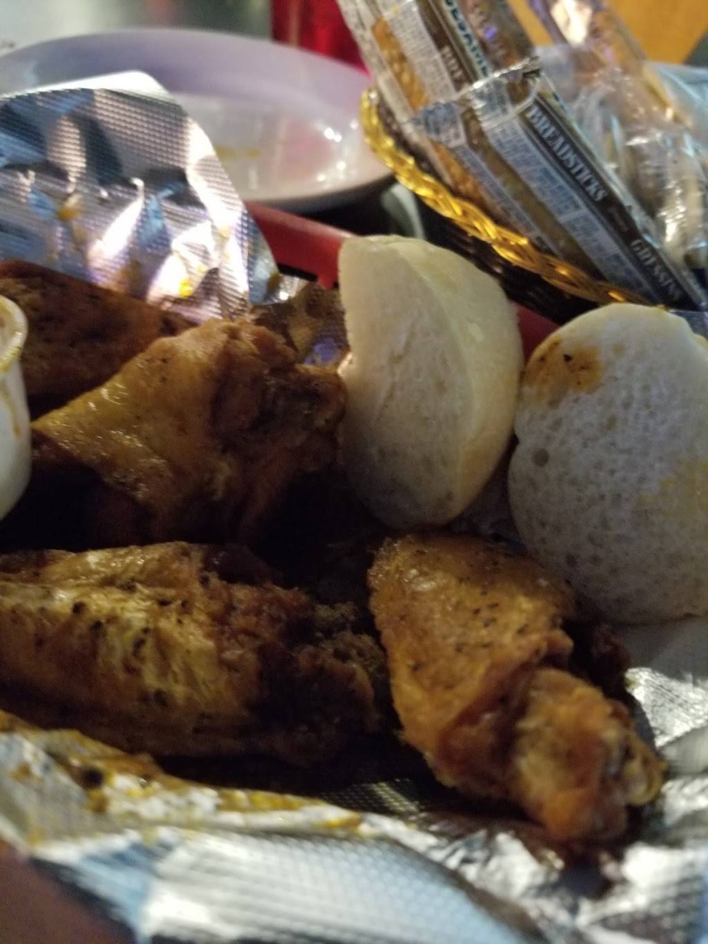 Keetons Double Play | restaurant | 4944 Christy Blvd, St. Louis, MO 63116, USA | 3143516000 OR +1 314-351-6000