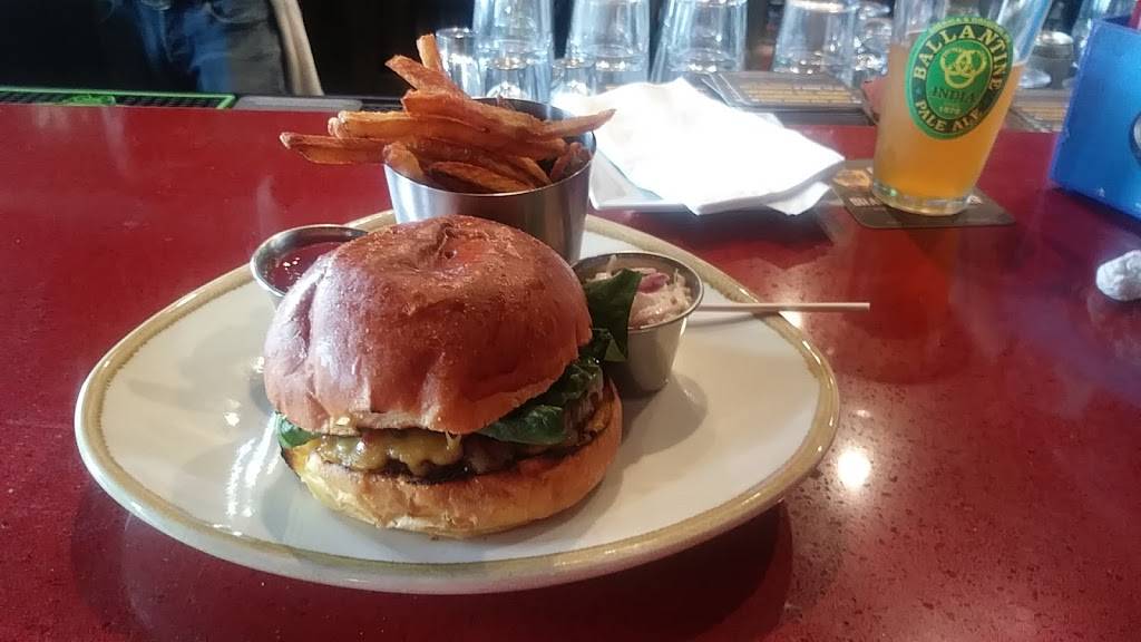 The Chubby Pickle | restaurant | 23 Bay Ave, Highlands, NJ 07732, USA | 7328727000 OR +1 732-872-7000