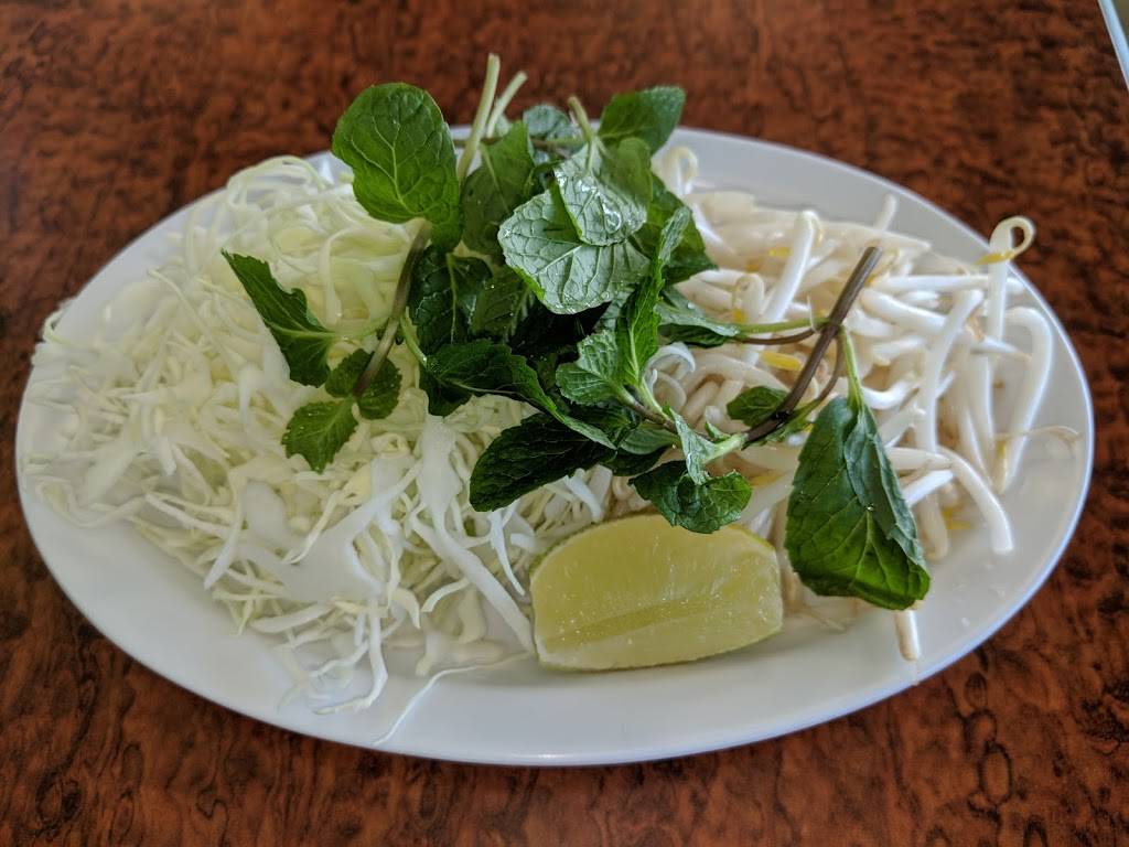 Fung Wong Bakery | restaurant | 833 International Blvd, Oakland, CA 94606, USA | 5108328182 OR +1 510-832-8182