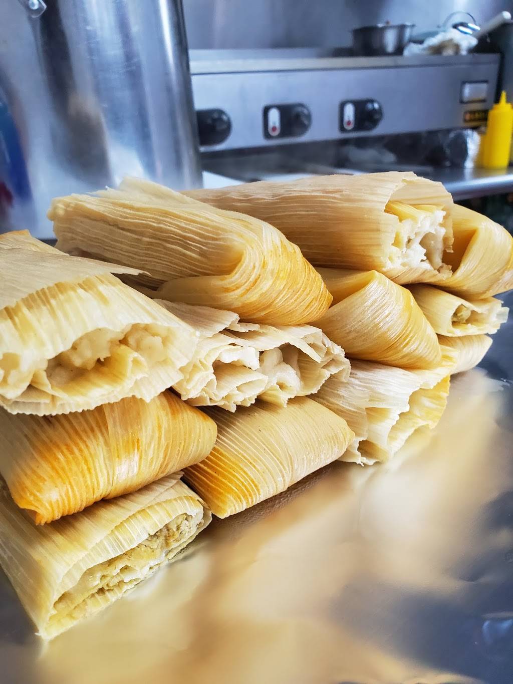 Tamales guerrero | restaurant | 3003 S Buckner Blvd, Dallas, TX 75227, USA | 2146432434 OR +1 214-643-2434
