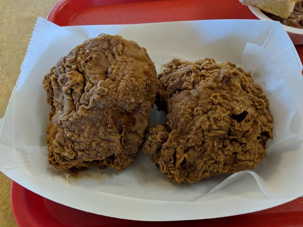 Chicken King of Louisville | restaurant | 639 E Broadway, Louisville, KY 40202, USA | 5025895464 OR +1 502-589-5464