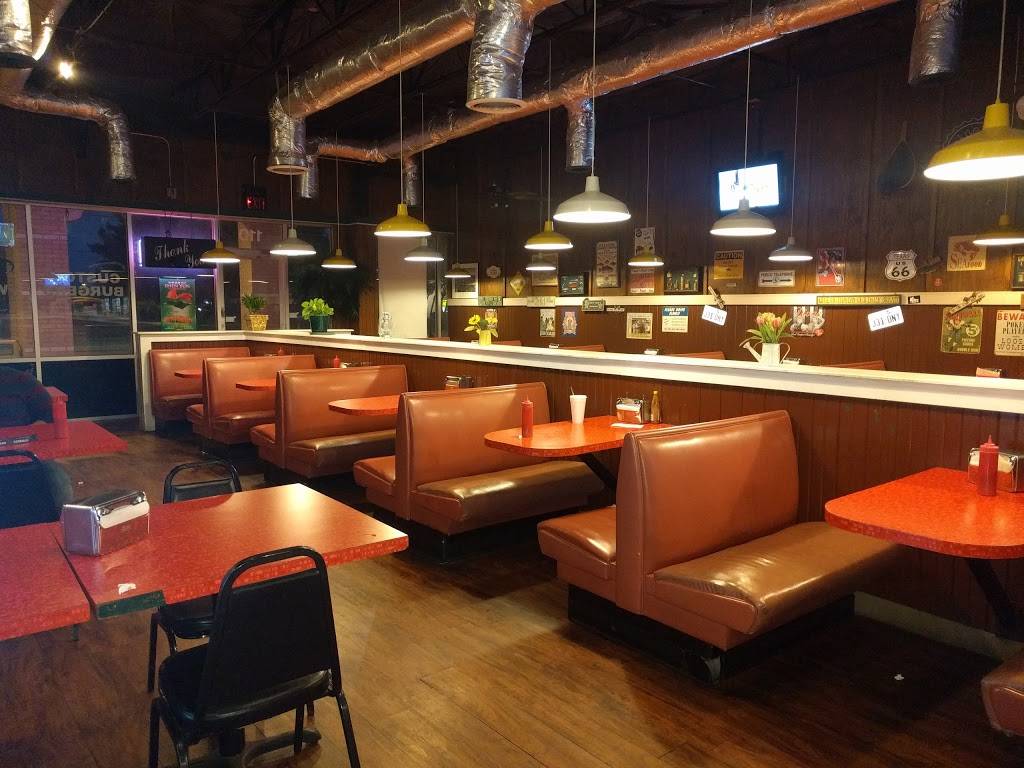 Texas Style Burgers & Wings | restaurant | 1831 Brown Blvd #110, Arlington, TX 76006, USA | 8172751125 OR +1 817-275-1125