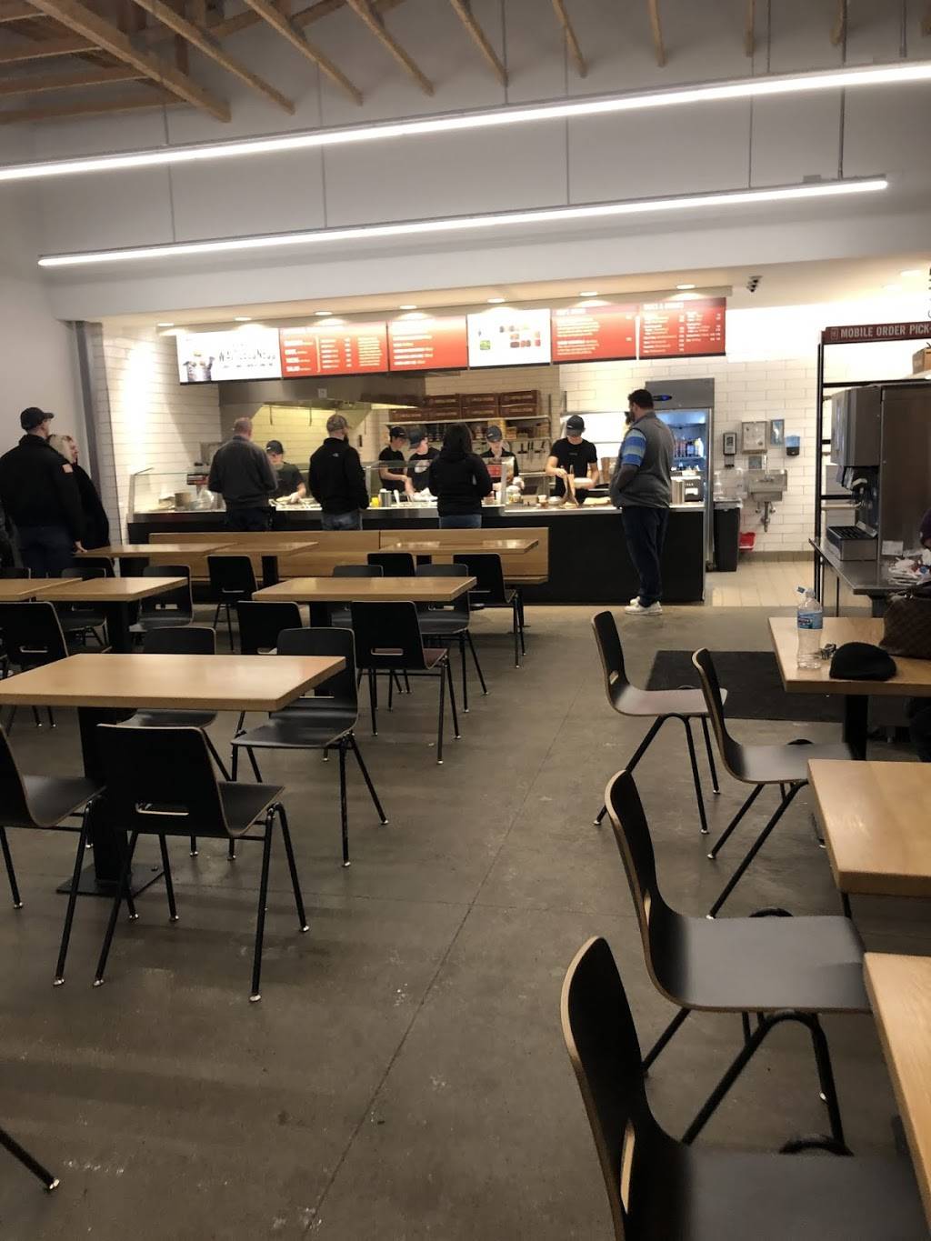 Chipotle Mexican Grill | restaurant | 3019 Meadow Pond Ct, Grove City, OH 43123, USA | 6148751262 OR +1 614-875-1262