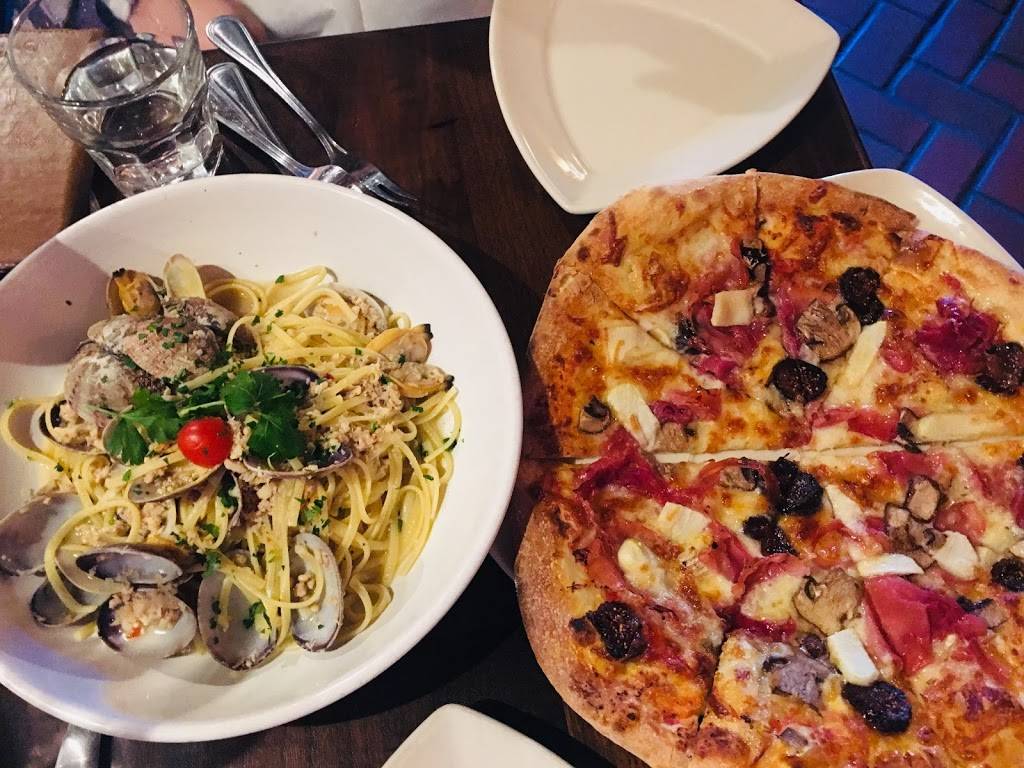 Sogno di Vino | restaurant | 18830 Front St NE, Poulsbo, WA 98370, USA | 3606978466 OR +1 360-697-8466