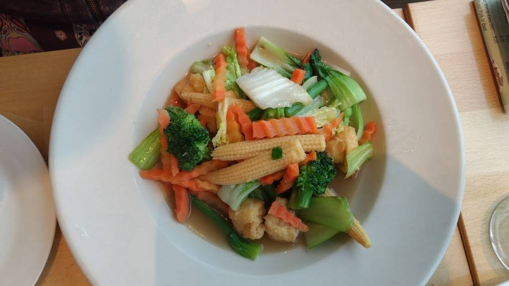 Thai Kitchen by the Sea | restaurant | 67-20 Rockaway Beach Blvd, Arverne, NY 11692, USA | 7183188424 OR +1 718-318-8424