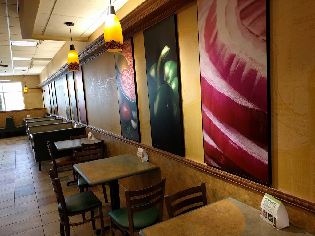 Subway Restaurants | restaurant | Rockridge Center, 4345 Nathan Ln N Suite K, Plymouth, MN 55442, USA | 7637462884 OR +1 763-746-2884