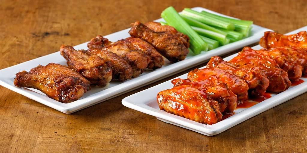 Cadillac Ranch | restaurant | 352 South Avenue, Bloomington, MN 55425, USA | 9528541004 OR +1 952-854-1004