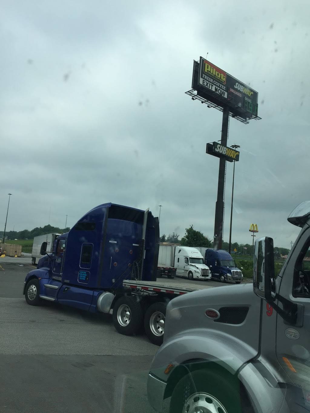 Pilot Travel Center | restaurant | 8035 Perry Hwy, Erie, PA 16509, USA | 8148648536 OR +1 814-864-8536