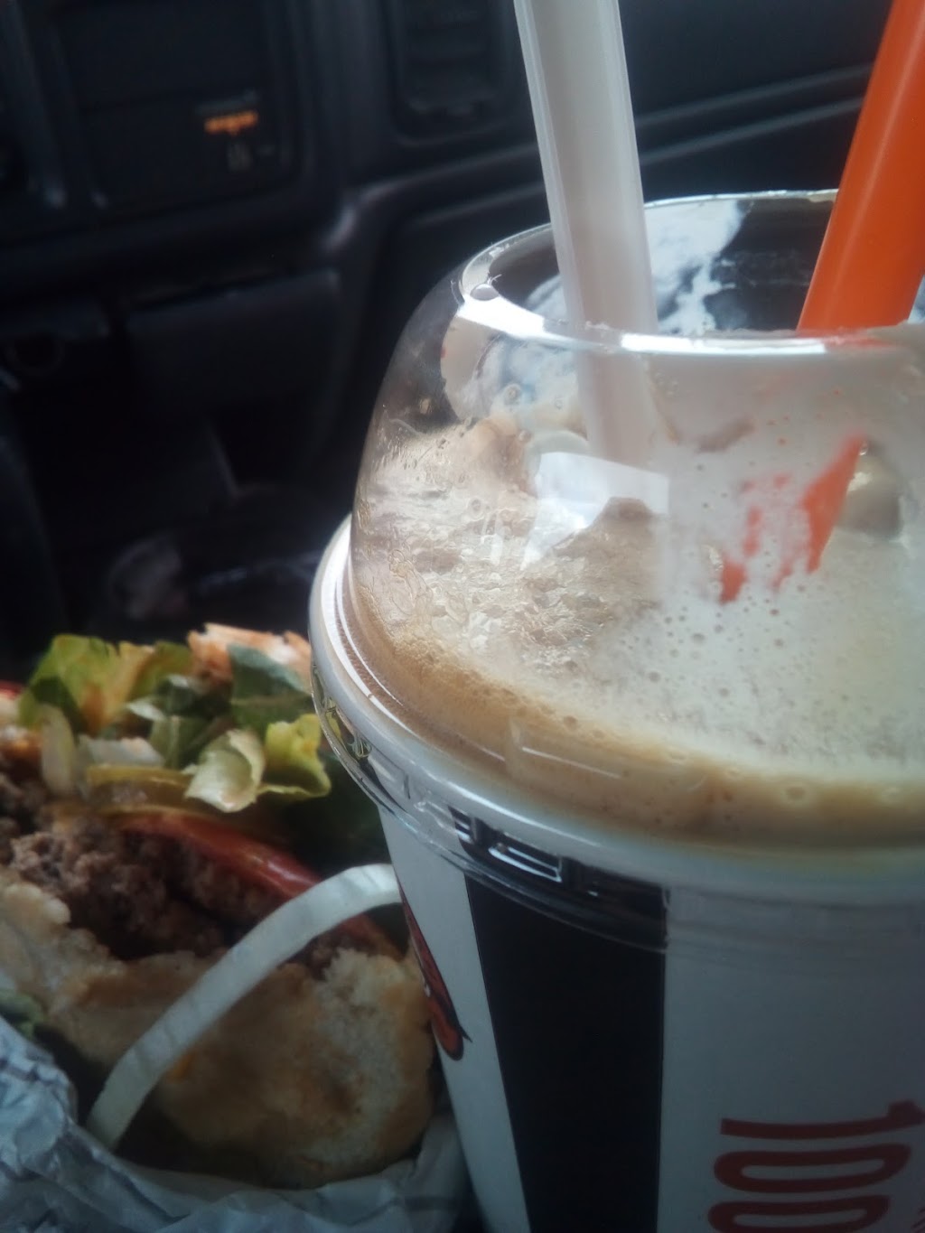 A&W Restaurant | restaurant | 11921 W Sunset Hwy, Airway Heights, WA 99001, USA | 5092443026 OR +1 509-244-3026